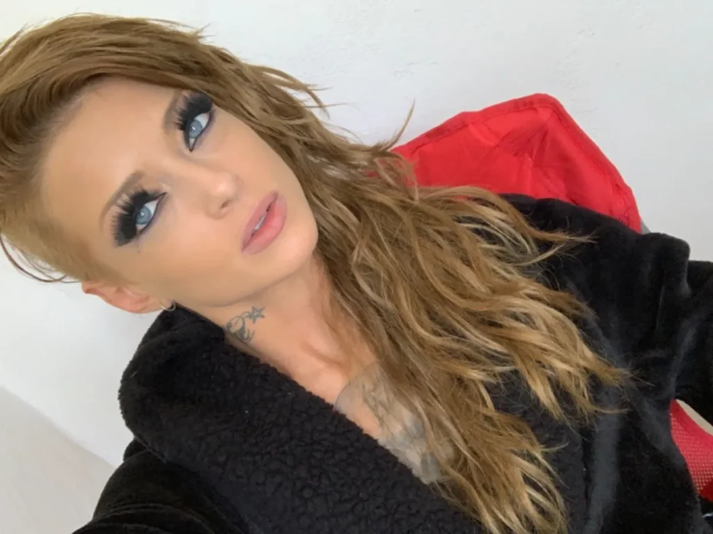 Kimber Veils Bio: Age, Career, Height, Education & Net Worth 2026