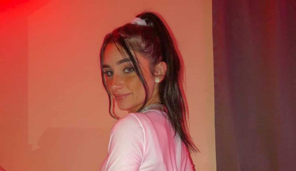 Who Is Mackenzie Jones? Age, Career & Net Worth 2026