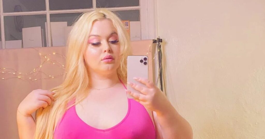 Who Is Samantha 38G?: Age, Net Worth, Boyfriend & Career 2026