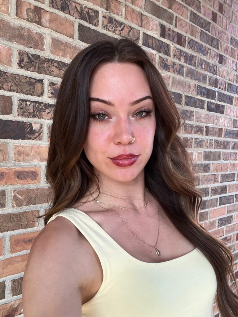 Who Is Avery Cristy? Age, Career, Husband & Net Worth 2026