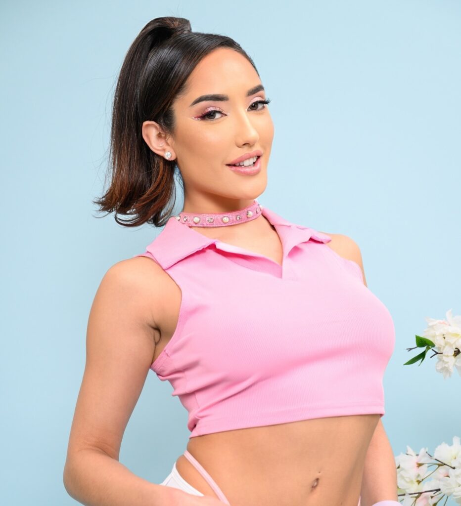Who Is Chloe Amour? Complete Biography, Net Worth & Career Guide 2026