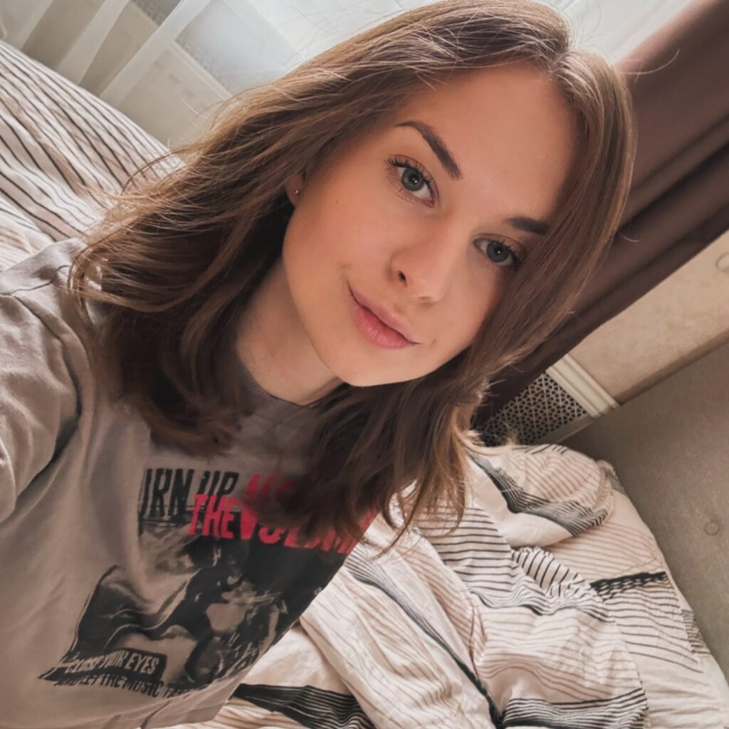 Anna Sibster: Complete Bio, Age, Career & Net Worth 2026